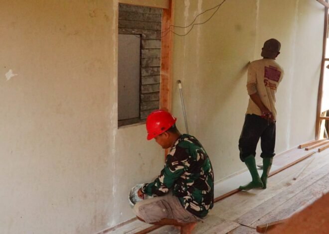 Satgas TMMD dan Warga Kompak Bangun Rumah, Wujudkan Hunian Layak di Desa Bandar Raya