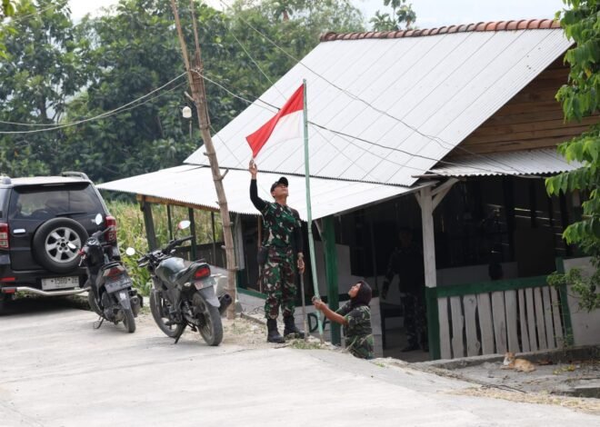 Sentuhan Hangat Satgas TMMD Ke-129 Kodim 0812 Sambut Kemerdekaan RI di desa Tlemang
