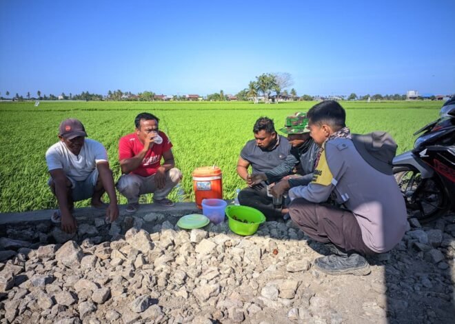 Secangkir Kopi, Sejuta Kebersamaan: TNI-Polri dan Warga Kompak di Lokasi TMMD Ke-129 Kodim 1404/Pinrang