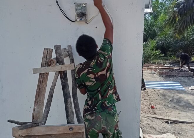 Bukan Sekadar Bangun Rumah, Satgas TMMD 129 Bangka Pastikan Hunian Ibu Rodia Dilengkapi Listrik