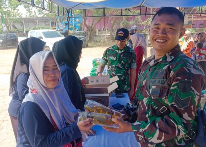 Senyum Sumringah di Kesongo: Saat TNI dan Warga Menyatu dalam Bazar TMMD 129 Bojonegoro