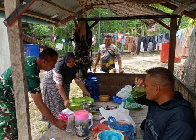 Suguhan Sederhana Warga Lhok Panah Jadi Penyemangat Satgas TMMD Ke-129 Kodim 0102/Pidie