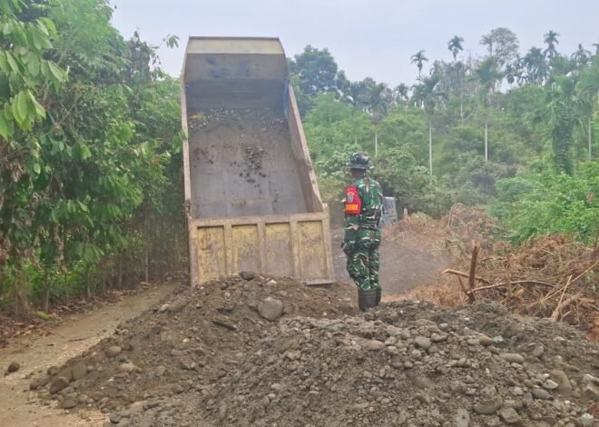 Pasokan Material Terus Mengalir, Satgas TMMD Ke-129 Kodim 0102/Pidie Percepat Pengerasan Jalan