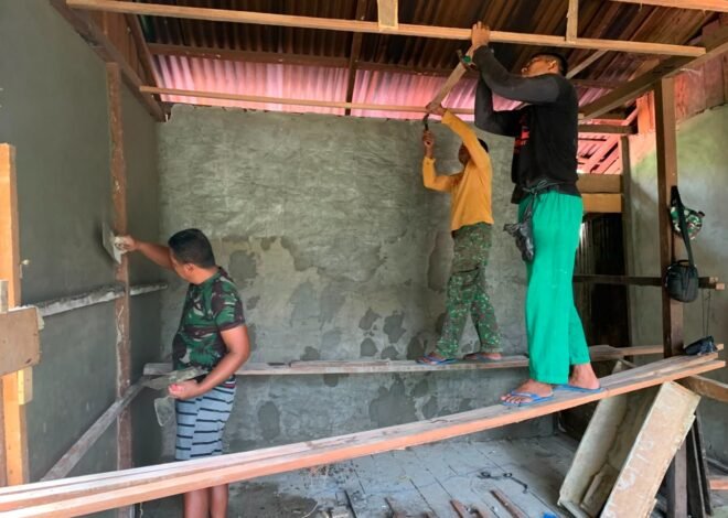 Gotong Royong TNI dan Warga Percepat Perubahan Rumah Tak Layak Huni di Lokasi TMMD 129 Kodim 1206/Putussibau