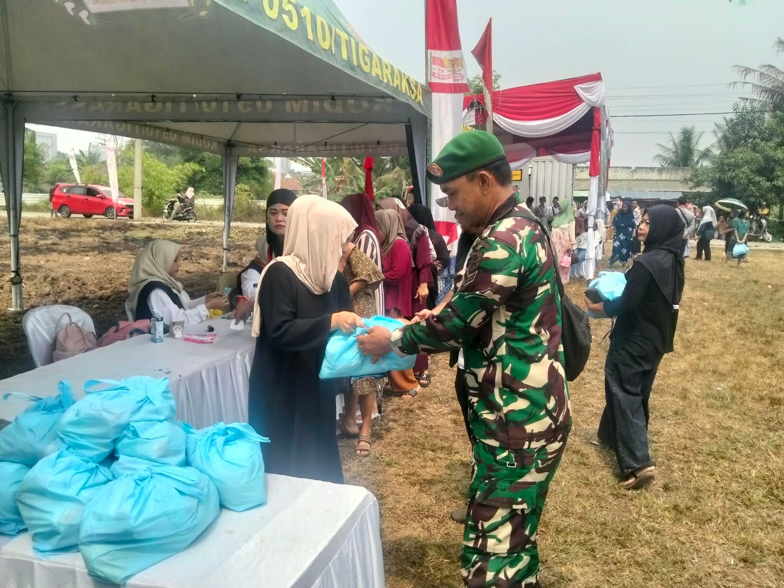 Kemeriahan Pembukaan TMMD ke-130 Dengan Akses Pangan Terjangkau bagi Warga