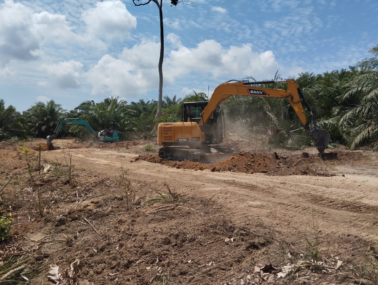 Satgas TMMD 129 Kodim 0413/Bangka Rampungkan Pembukaan Jalan 9 Km Penghubung Deniang-Penyamun