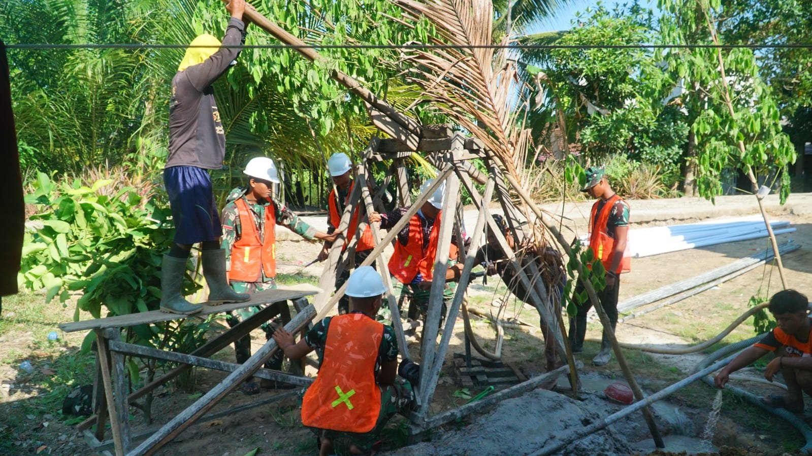 TMMD Reguler Ke-129 Hadirkan Solusi Air Bersih Melalui Pembangunan Sumur Bor Sasaran 3
