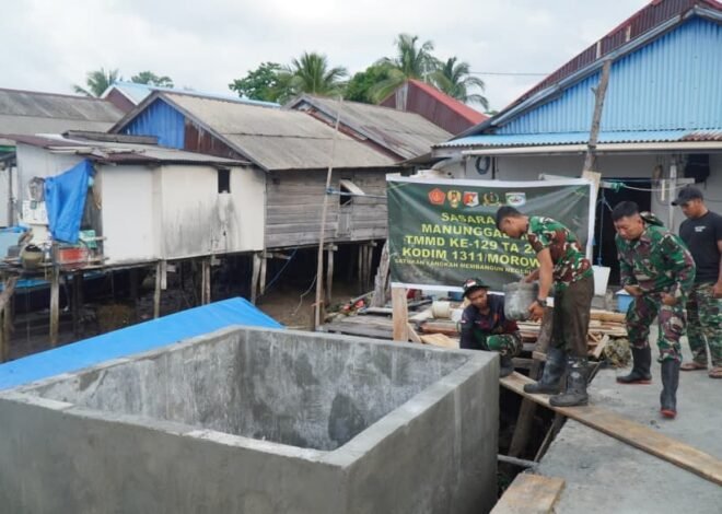 Plester Dinding Bak Penampungan Air Manunggal Air di Desa Umbele Terus Berlanjut