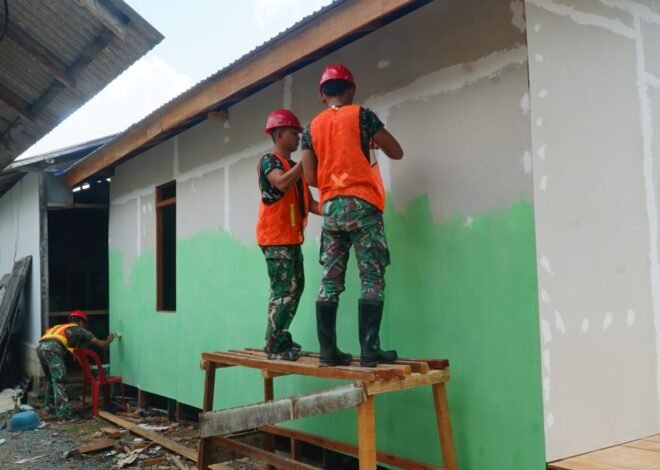 Pengecatan RTLH Bapak Walianto Wujud Nyata Komitmen TMMD Tingkatkan Kualitas Hunian Warga