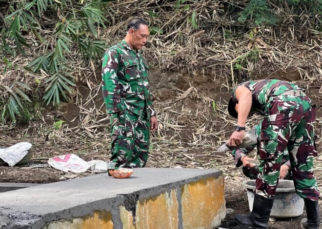 Pastikan Kualitas dan Tepat Waktu, Wadansatgas TMMD Ke-129 Kodim 1626/Bangli Cek Pembangunan Bak Air di Sekardadi