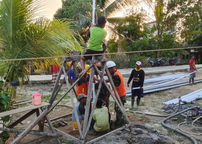 Bahu-Membahu di Desa Bandaraya: Manunggalnya TNI dan Warga Garap Pipa Air Bersih