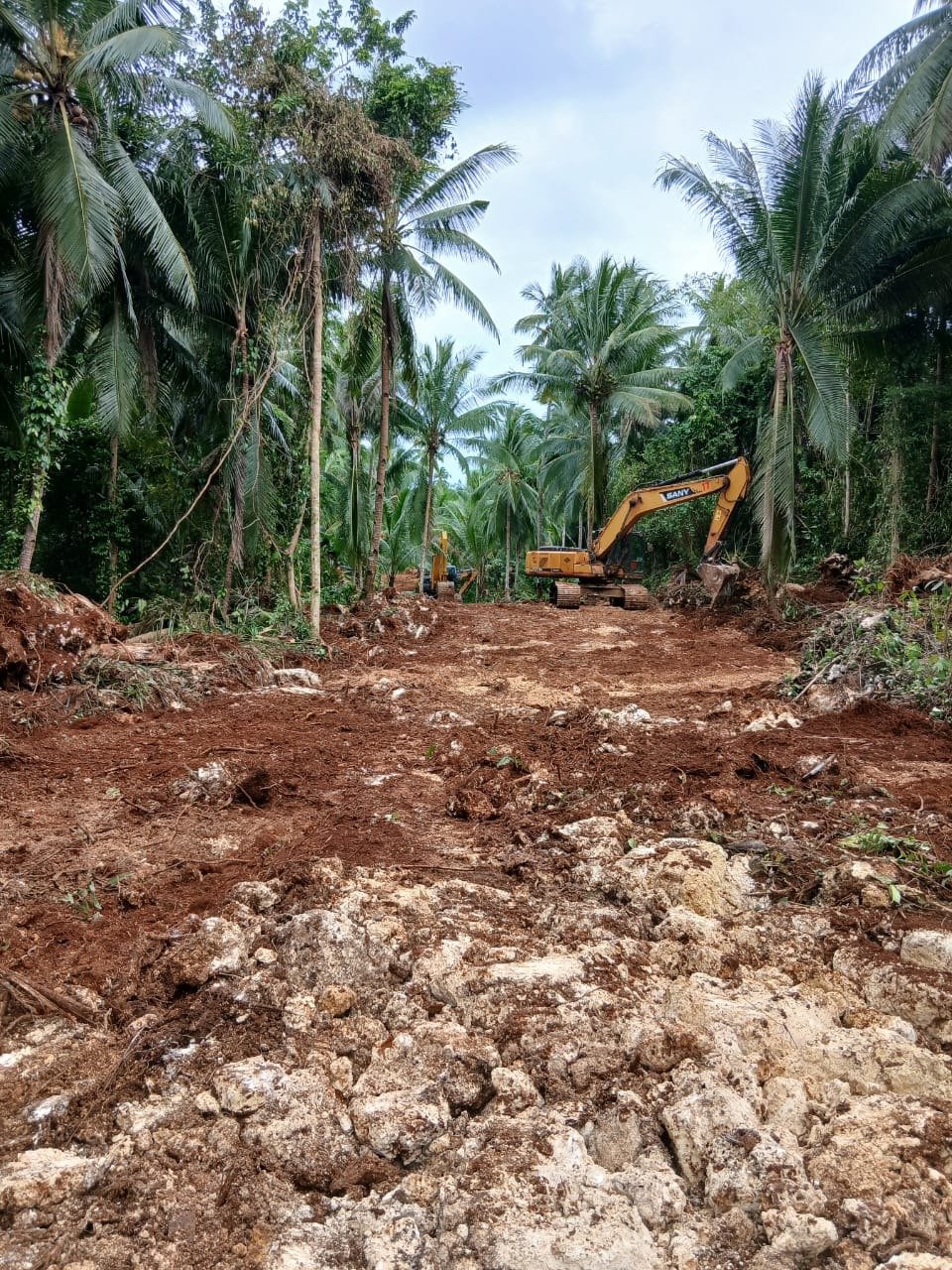Pembukaan Jalan di Kepulauan Umbele Terus Digenjot, Satgas TMMD Optimalkan Alat Berat