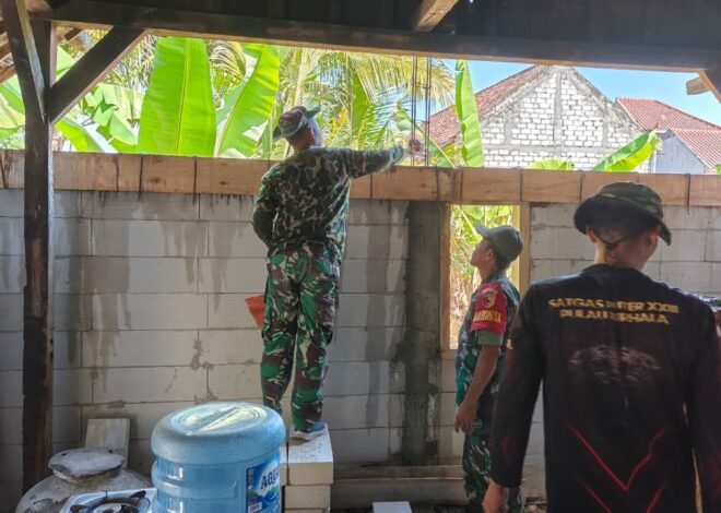 Kawal Mutu Pembangunan, Babinsa Sertu Muin Aktif Pantau dan Cek Pengerjaan Rutilahu Program TMMD 129