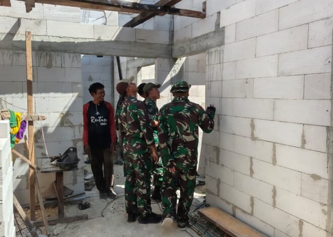 Pastikan Standar Mutu Hunian, Danton Satgas Letda Inf Hasan Aktif Cek dan Kontrol Pembangunan 10 Unit Rutilahu di Dusun Tlemang dan Bakon