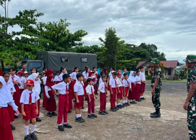 Tanamkan Jiwa Nasionalisme Sejak Dini, Yonif TP 921/Alang Impang Berikan Wawasan Kebangsaan dan Pelatihan PBB di SDN 2 Malinau Selatan