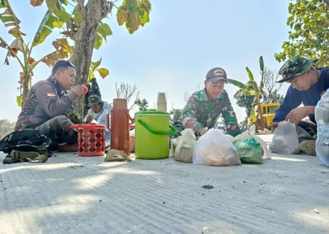 Suguhan Sederhana Warga Desa Tlemang Wujud Apresiasi atas Pengabdian Satgas TMMD 129
