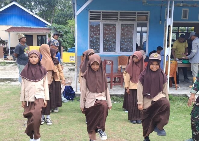 Satgas TMMD Tanamkan Wawasan Kebangsaan Melalui Pelatihan PBB di SDN Umbele