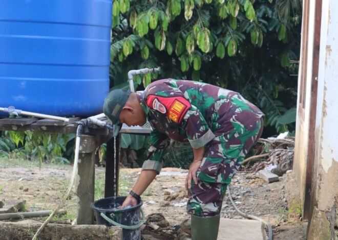 Turun ke Lokasi, Dansatgas TMMD Ke-129 Beri Motivasi Warga dan Personel yang Bergotong Royong Bangun Desa