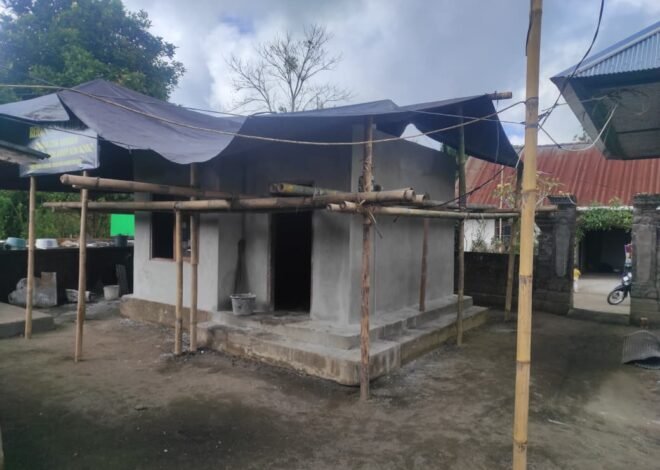 Menunggu Kap Atap, Satgas TMMD Ke-129 Kebut Pengacian Tembok Rumah Ketut Surija