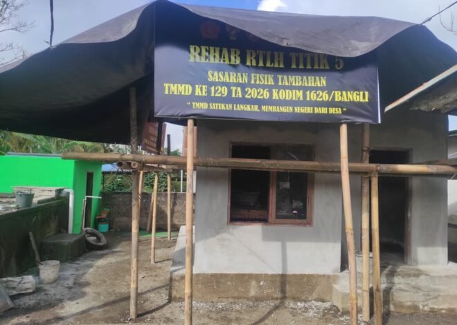 Kabut Kintamani Tak Surutkan Semangat Satgas TMMD Ke-129 Rehabilitasi Rumah Warga