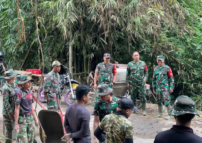Tinjau Rabat Beton, Dansatgas TMMD Ke-129 Kodim 1626/Bangli Beri Motivasi Personel dan Warga