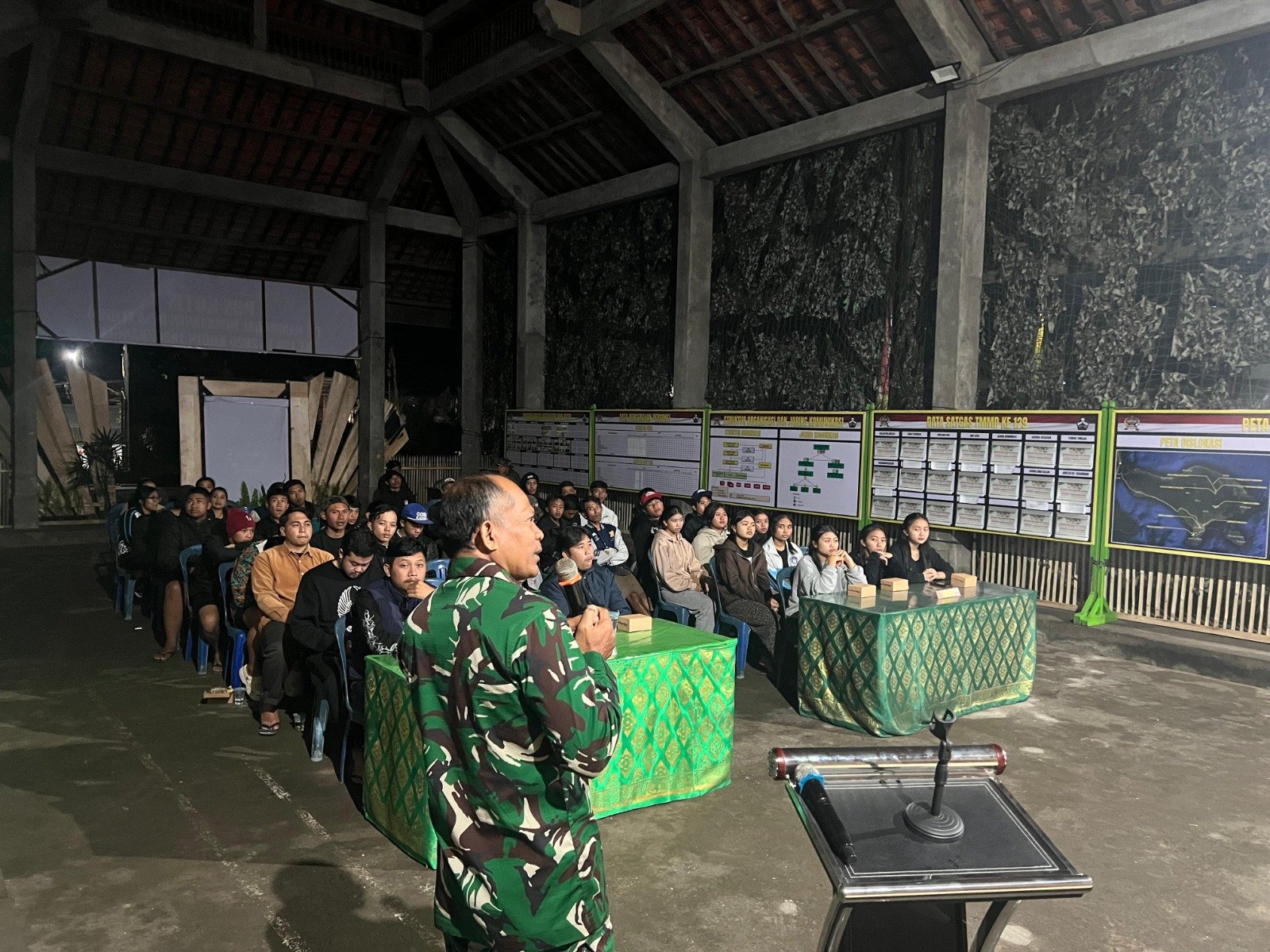 Penyuluhan Rekrutmen Prajurit TNI AD Jadi Upaya TMMD Ke-129 Kodim 1626/Bangli Bangun SDM Berkualitas