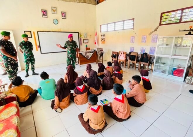 Tanamkan Jiwa Patriotisme Sejak Dini, Danton Satgas TMMD 129 Pimpin Wasbang di SDN 2 Tlemang