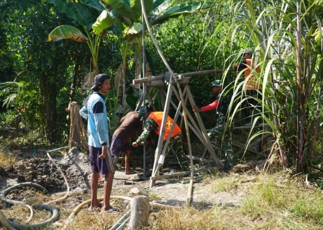 Gotong Royong Satgas TMMD dan Warga Warnai Penggalian Sumur Bor di Desa Bandar Raya