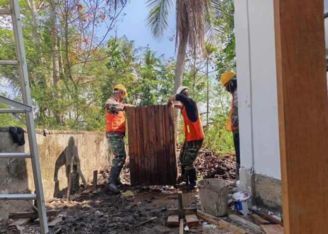 Gotong Royong Satgas TMMD dan Warga Bangun Fasilitas Sanitasi Desa Bandar Raya
