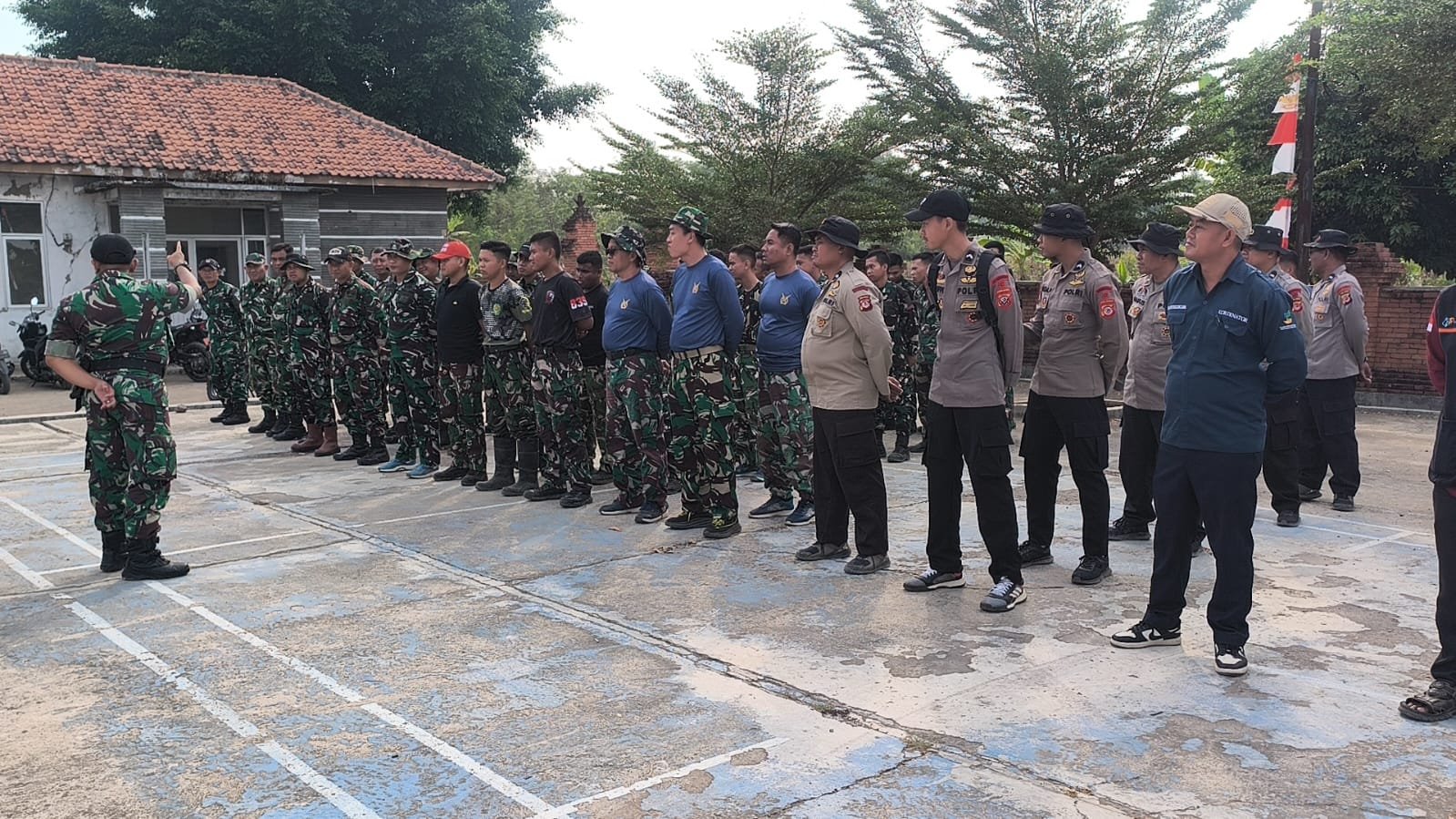 Apel Pengecekan TMMD ke-129 Kodim 0620/Kab. Cirebon Perkuat Sinergi TNI-Polri, Pemdes, dan Warga Demi Sukseskan Program