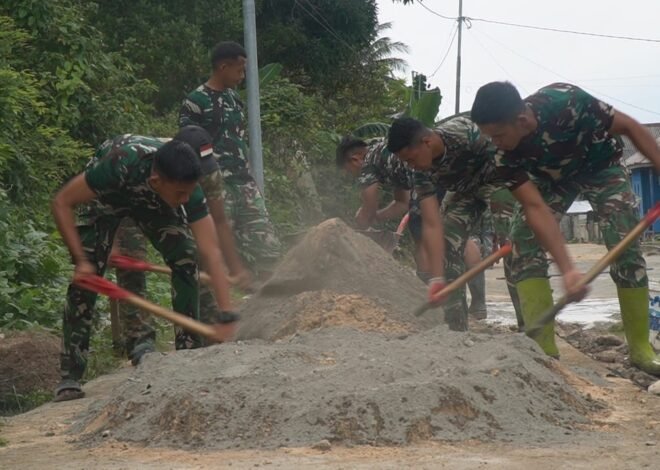Prajurit Satgas TMMD Ke-129 Genjot Pekerjaan Rabat Jalan Beton di Desa Polewali