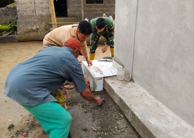 Gotong Royong Jadi Kekuatan Satgas TMMD Ke-129 Tuntaskan Pemasangan Keramik RTLH