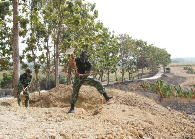 Gotong Royong Jadi Kekuatan, Satgas TMMD dan Warga Kompak Bangun Pondasi Tandon Air