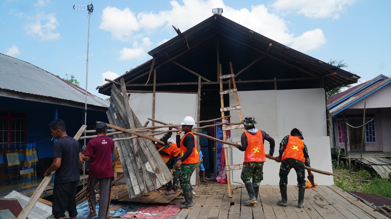 Peningkatan Jalan TMMD Ke-129 Dukung Kelancaran Akses Pertanian Warga Desa Bandaraya