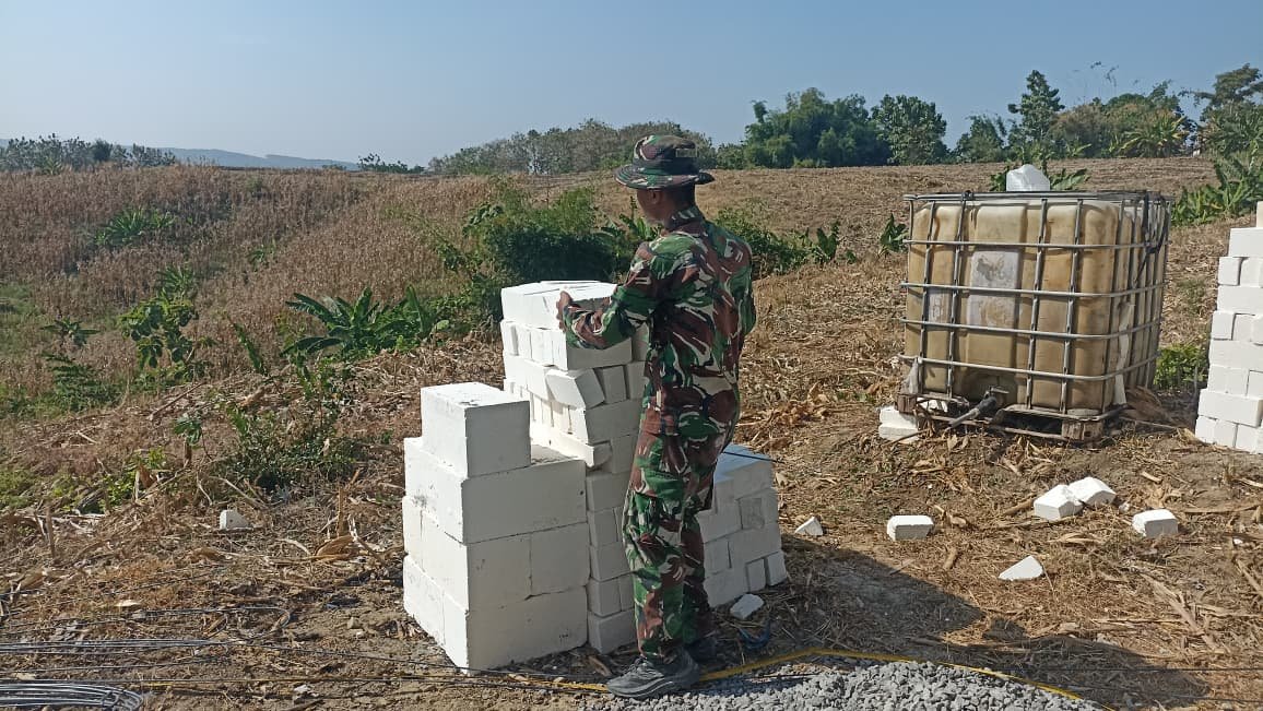 Demi Air Bersih Berkelanjutan, Satgas TMMD Utamakan Kualitas Material Tandon Air