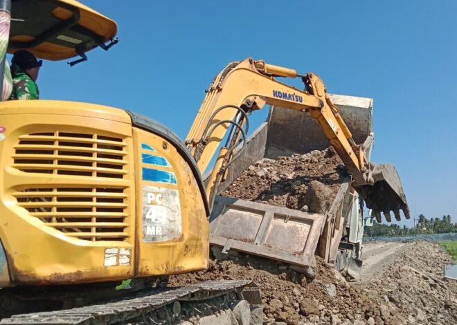 Suplai Material Terus Mengalir, Satgas TMMD Ke-129 Kodim 1404/Pinrang Pacu Pembangunan Jalan Tani