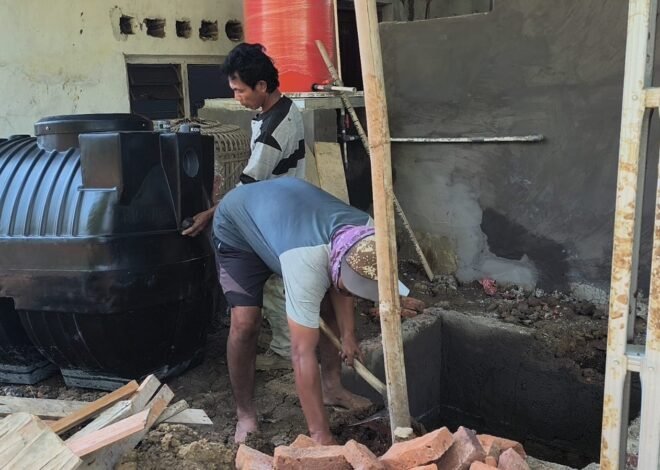 Sasaran Fisik TMMD ke-129 Berlanjut, Bio Septic Tank Mulai Terpasang pada MCK Mushola Miftahul Jannah Desa Luwung Kencana
