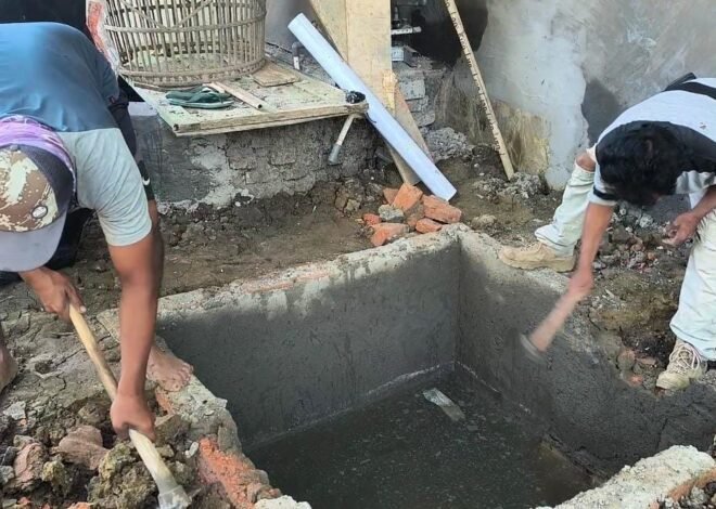 Perkuat Infrastruktur Sanitasi Desa, TMMD ke-129 Kodim 0620/Kab. Cirebon Bangun Sistem Bio Septic Tank untuk MCK Mushola Miftahul Jannah