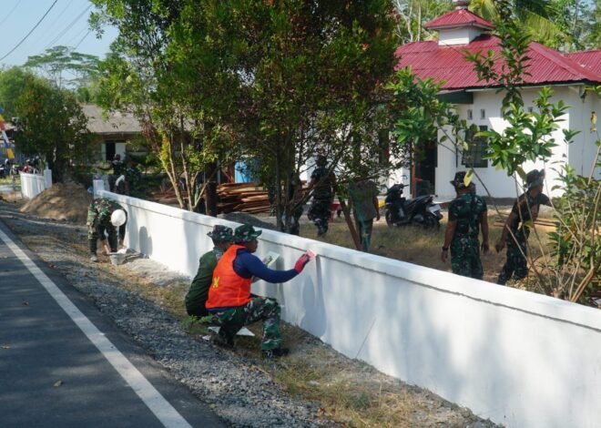 Satgas TMMD dan Masyarakat Bersihkan Musholla Darul Iman, Ciptakan Tempat Ibadah yang Nyaman