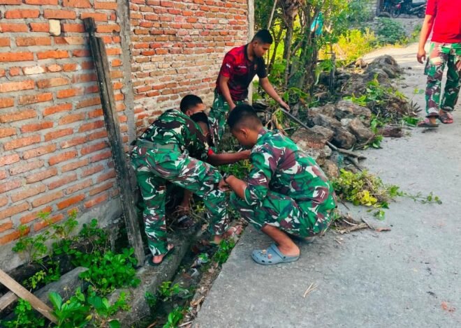 ​Efek Temukan Saluran  Drainase Rusak, Satgas TMMD Ke-129 Kodim 0812/Lamongan Sisir dan Lebarkan Saluran Drainase di Desa Tlemang