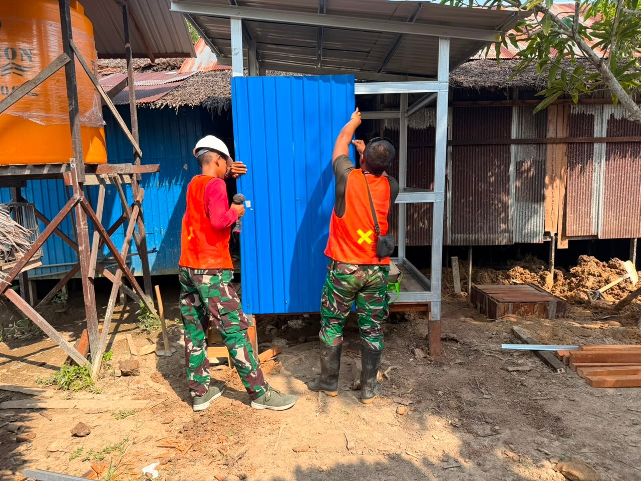 Pembangunan MCK TMMD Jadi Bukti Kepedulian TNI terhadap Kesehatan Masyarakat Desa