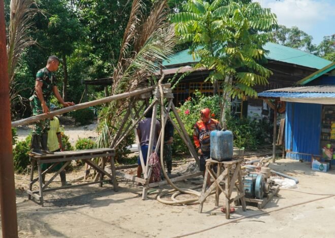 Gotong Royong Satgas TMMD dan Warga Dukung Kelancaran Pengeboran Sumur Bor SAS 4