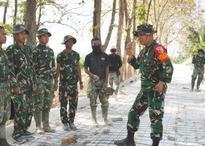 Pastikan Hasil Maksimal, Dansatgas TMMD 129 Terjun Langsung dan Pimpin Briefing Lapangan Kawal Kualitas Pengerjaan