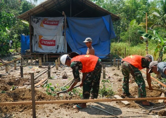 Satgas TMMD Reguler Ke-129 Percepat Pemasangan Kerangka Gelagar RTLH Milik Bapak Masrani
