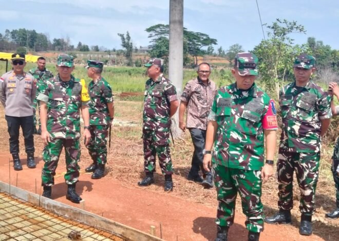 Perkuat Kemanunggalan TNI-Rakyat, Waster KASAD Evaluasi Progres Pembangunan TMMD Ke-129 di Kabupaten Bintan