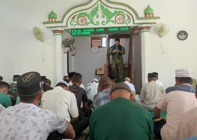 Jamaah Masjid Al Mukminin Sambut Hangat Kehadiran Satgas TMMD sebagai Khatib Jumat