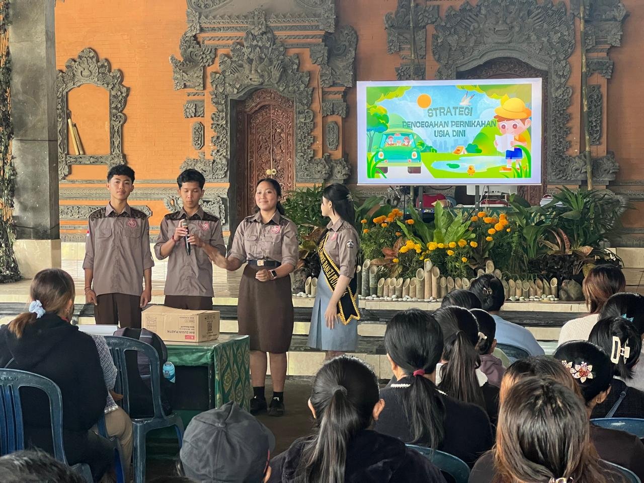 Penyuluhan TMMD Ke-129 Bangli Dorong Peran Keluarga Cegah Pernikahan Usia Dini