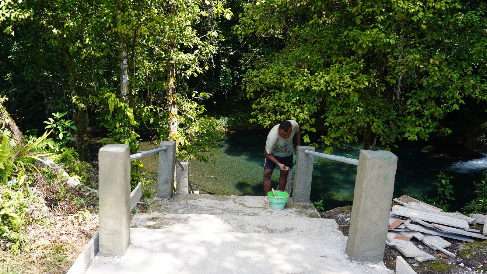 TMMD Ke-129: Meningkatkan Infrastruktur Wisata Air Terjun di Sorong Selatan