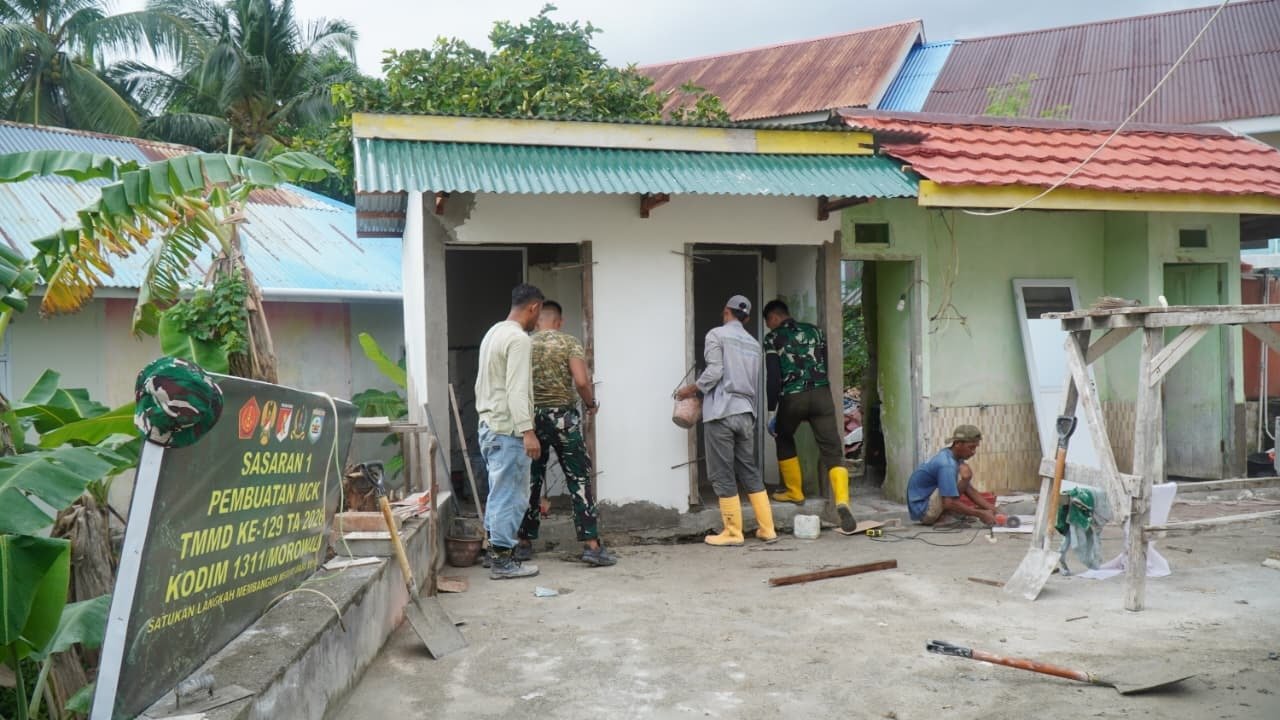 Satgas TMMD Ke-129 Kodim 1311/Morowali Terus Kebut Penyelesaian Pembangunan MCK Masjid Quba Desa Umbele