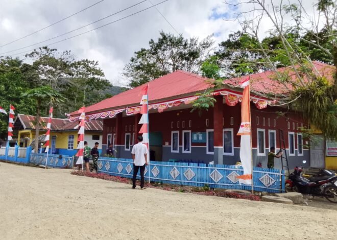 Semarak HUT ke-81 RI, Satgas TMMD ke-129 Kodim 1407/Bone Hiasi Kantor Desa Pattuku dengan Bendera dan Umbul-Umbul